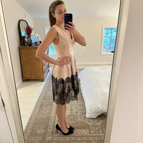 Blush pink and black lace dress - Picture 2 of 6